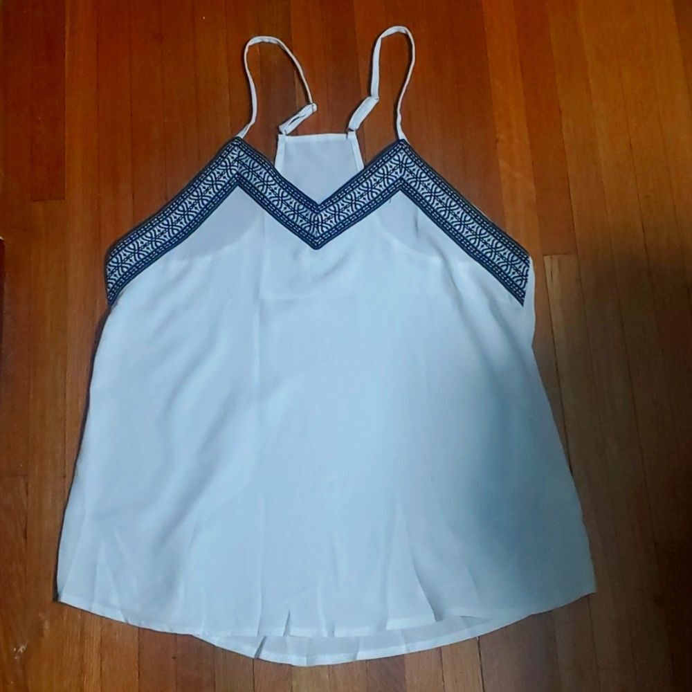 Womens White Tank Top NWOT Size Medium
